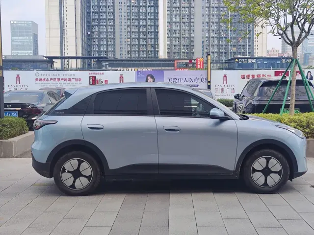 Geely Starry Wish — Фото автомобиля 3