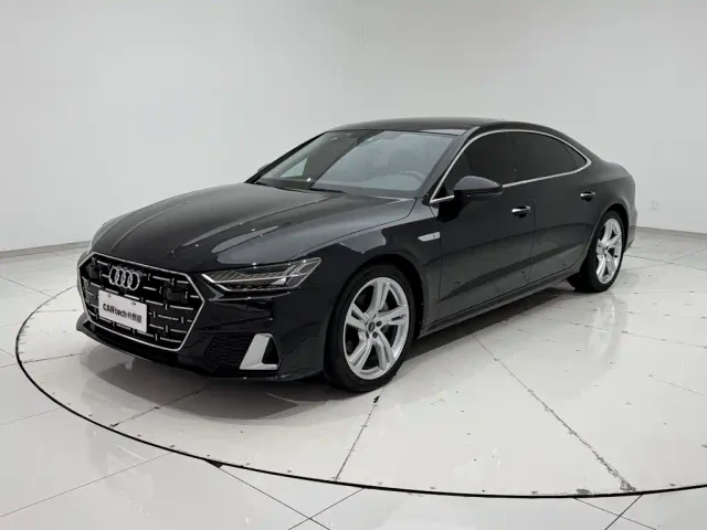 Audi A7L — Фото автомобиля 25