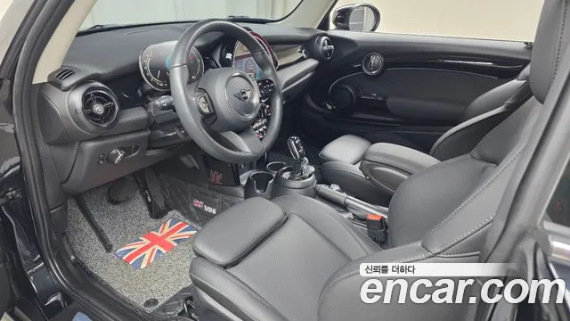 Mini Cooper Cooper Classic Plus — Фото автомобиля 7