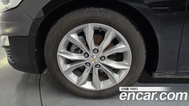 Chevrolet Malibu — Фото автомобиля 5