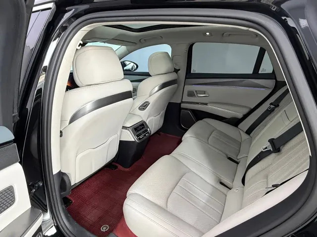 BYD Han L — Фото автомобиля 10
