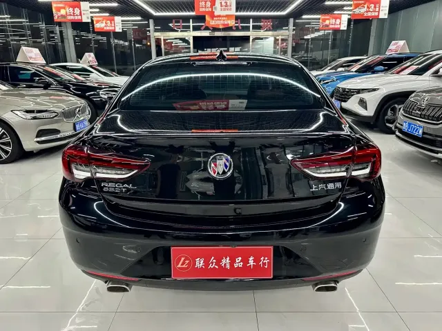 Buick Regal — Фото автомобиля 5