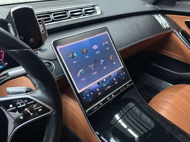 Mercedes-Benz S-Class — Фото автомобиля 12