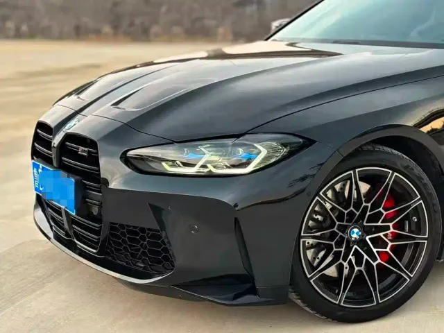BMW M4 — Фото автомобиля 3