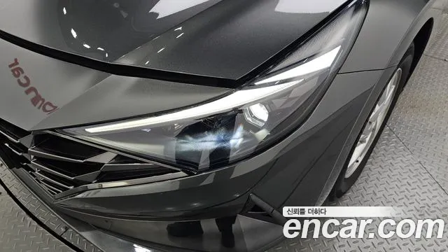 Hyundai AVANTE Avante (CN7) — Фото автомобиля 17