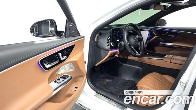 Mercedes-Benz E-Class W214 — Фото автомобиля 10