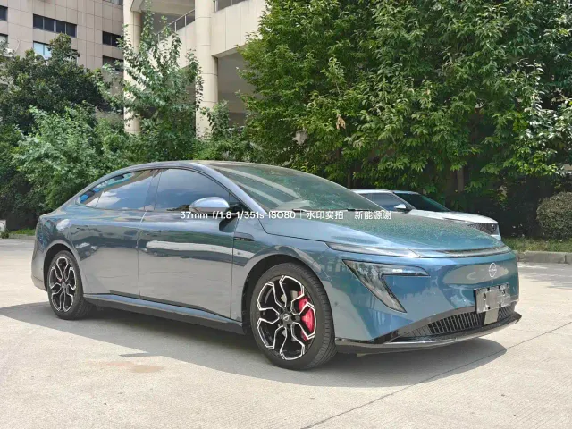 Nissan N7 — Фото автомобиля 3