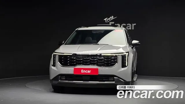 Kia Carnival — Фото автомобиля 3
