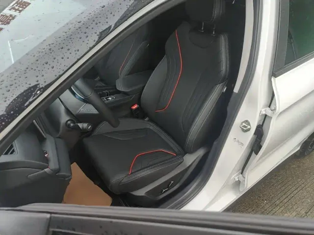 Geely Binrui — Фото автомобиля 14