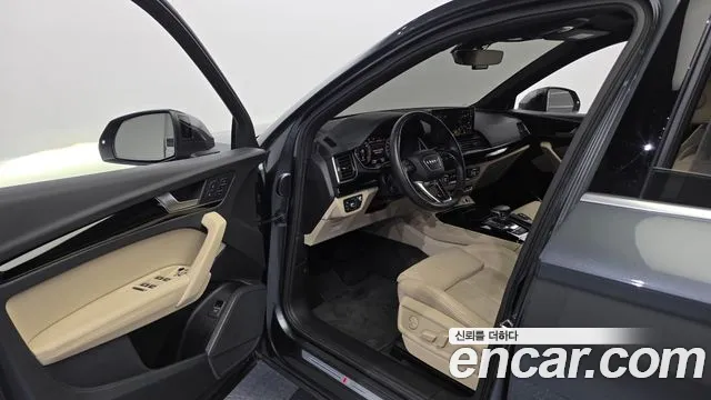 Audi Q5 40 TDI quattro Premium — Фото автомобиля 10