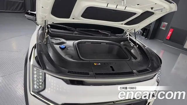 Kia EV9 — Фото автомобиля 6
