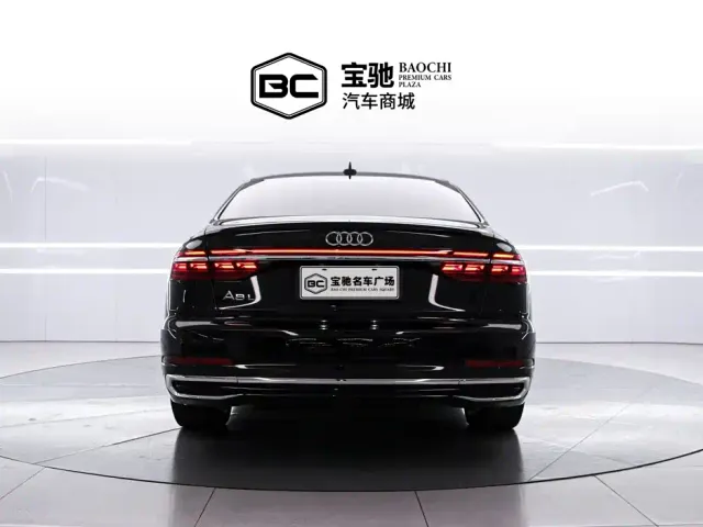 Audi A8 — Фото автомобиля 4