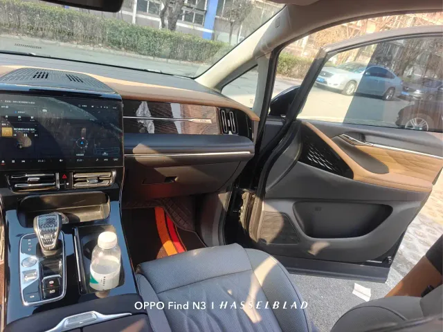 GAC Trumpchi M8 — Фото автомобиля 11