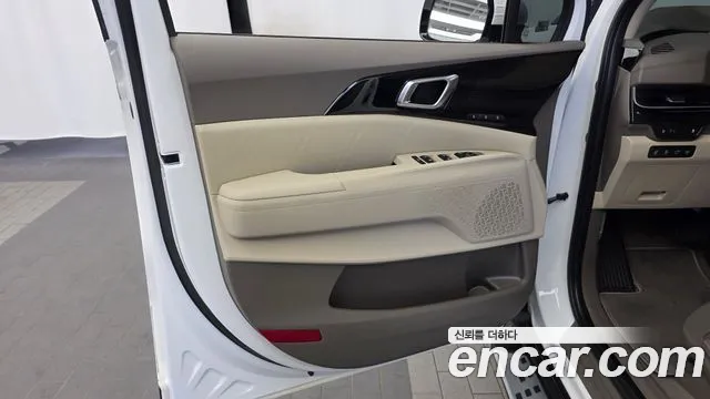 Kia Carnival 4th Gen — Фото автомобиля 13