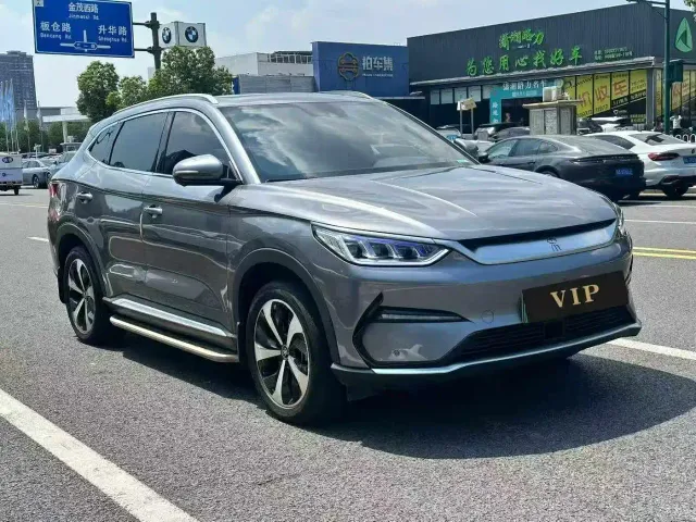 BYD Song PLUS — Фото автомобиля 3