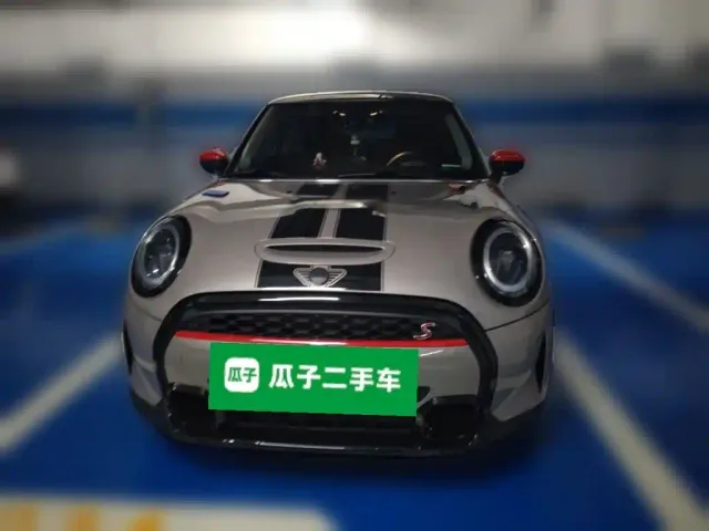 MINI Hatch — Фото автомобиля 2