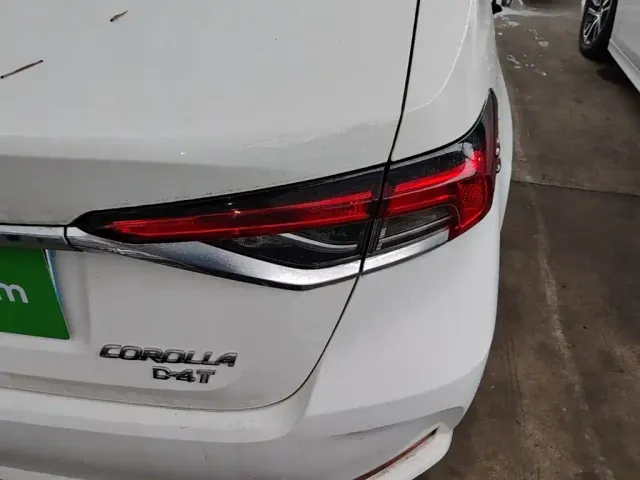 Toyota Corolla — Фото автомобиля 7