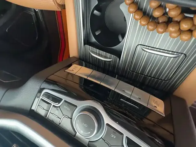 Haval H9 — Фото автомобиля 7