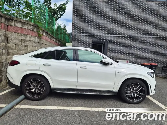 Mercedes-Benz GLE-Class — Фото автомобиля 5