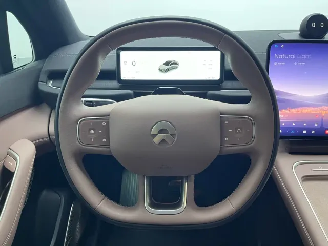 Nio EC6 — Фото автомобиля 15