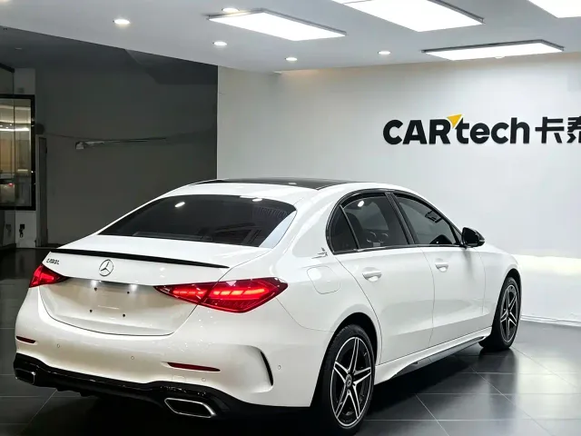 Mercedes-Benz C-Class — Фото автомобиля 10