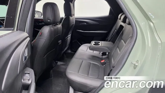 ChevroletGMDaewoo Trailblazer Новый Trailblazer 1.3 турбо 4WD — Фото автомобиля 11