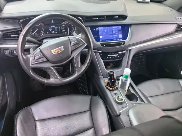 Cadillac XT5 — Фото автомобиля 12