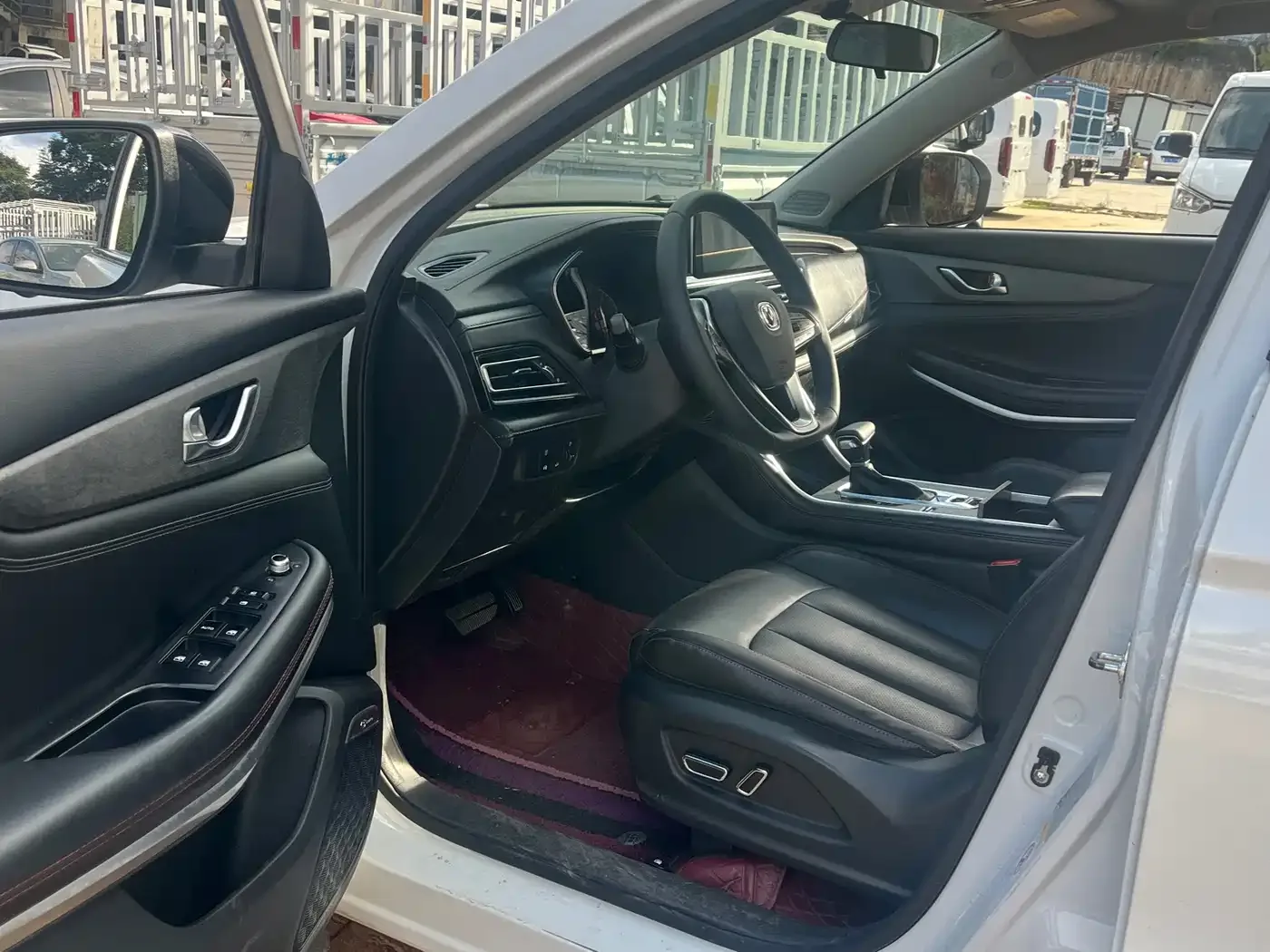 Changan Changan CS75 2022 Blue Whale Edition 1.5T DCT Premium — Фото автомобиля 4