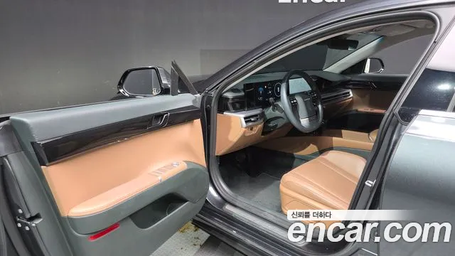 Hyundai Grandeur Grandeur (GN7) 2.5 Бензин 2WD — Фото автомобиля 10