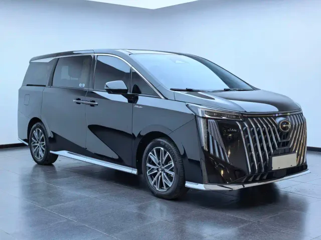 GAC Trumpchi M8 — Фото автомобиля 3