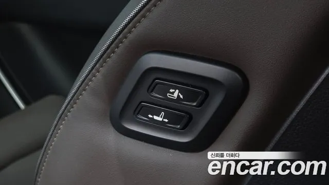 KG_Mobility_Ssangyong Rexton All Rexton Дизель 2.2 4WD — Фото автомобиля 16