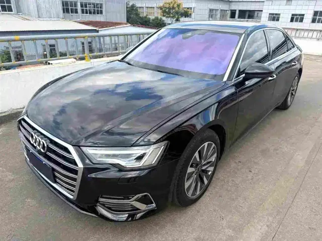 Фотография автомобиля — Audi A6L