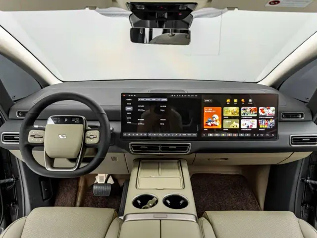 Li Auto MEGA — Фото автомобиля 22