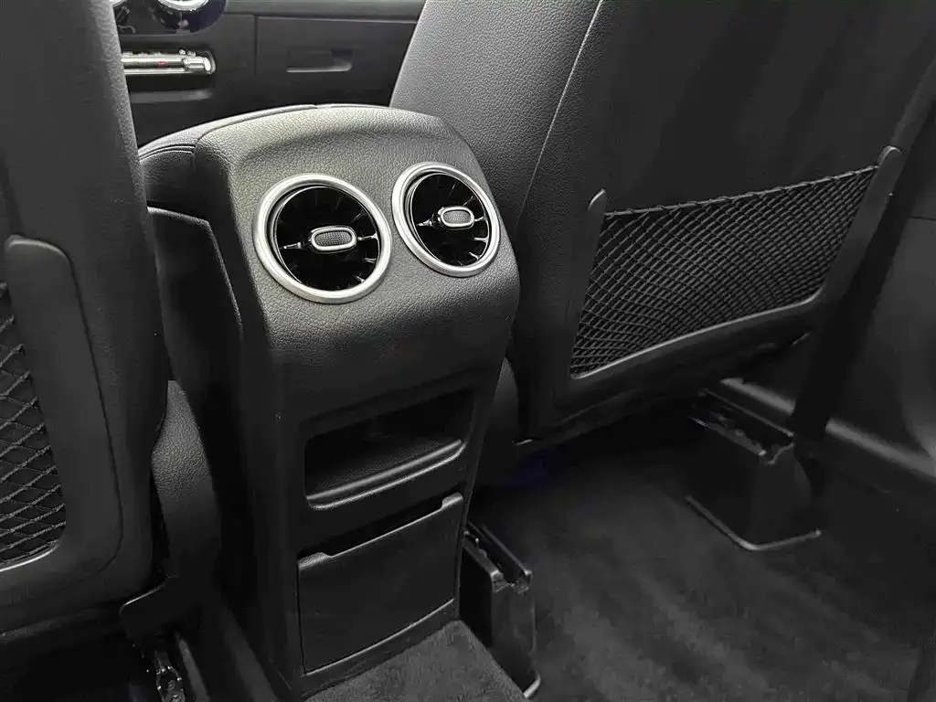 Mercedes-Benz Mercedes-Benz GLA 2024 GLA 220 — Фото автомобиля 23