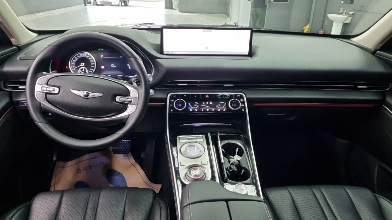Genesis GV80 — Фото автомобиля 7