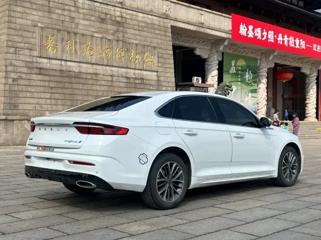 Geely Xingrui — Фото автомобиля 5