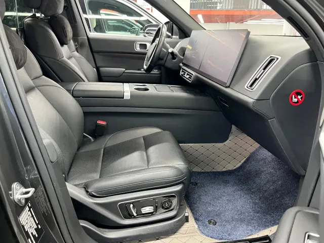 Li Auto L7 — Фото автомобиля 11