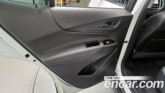 ChevroletGMDaewoo Equinox Новый Next Equinox 2WD Premier — Фото автомобиля 24