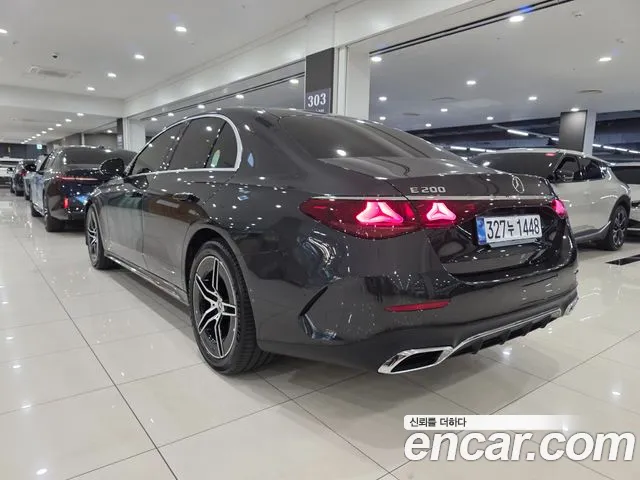 Mercedes-Benz E-Class W214 — Фото автомобиля 2