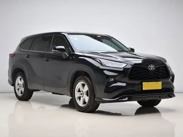 Toyota Highlander — Фото автомобиля 3