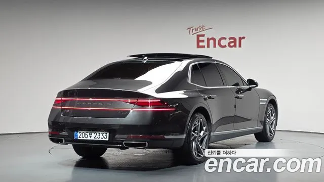 Genesis G90 Бензин 3.5 турбо AWD — Фото автомобиля 2