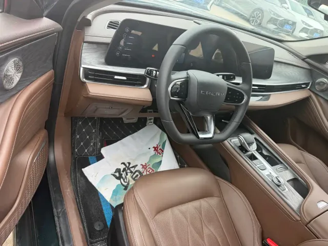 Chery Arrizo 8 — Фото автомобиля 8