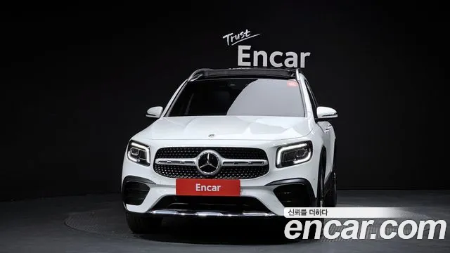 Mercedes-Benz GLB-Class — Фото автомобиля 3
