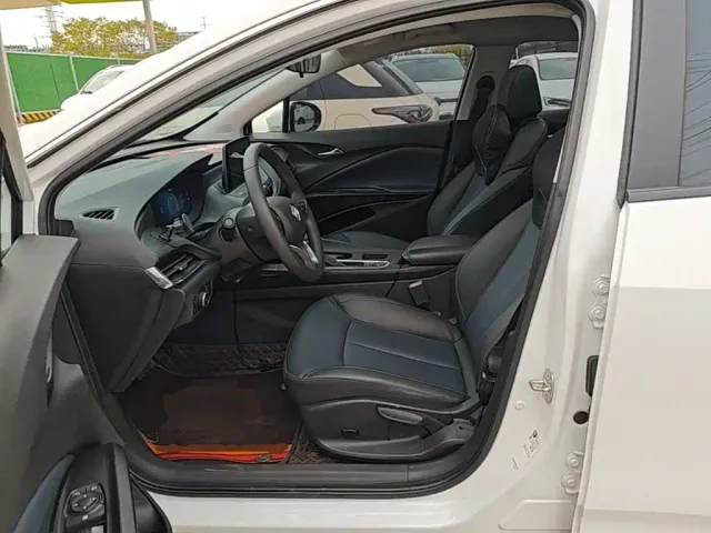 Buick Velite 6 — Фото автомобиля 14
