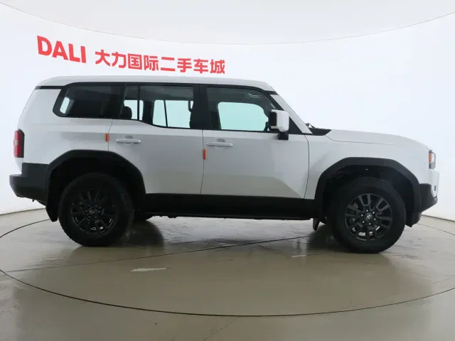 Toyota Prado — Фото автомобиля 10