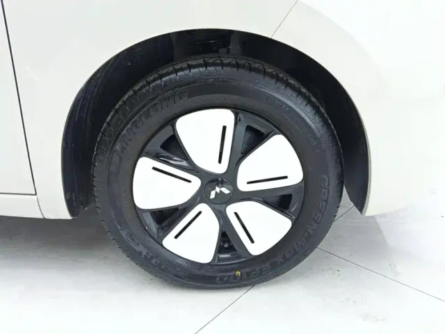Wuling Hongguang Mini EV — Фото автомобиля 6