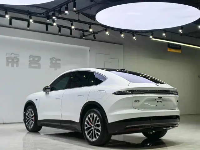 Nio EC6 — Фото автомобиля 17