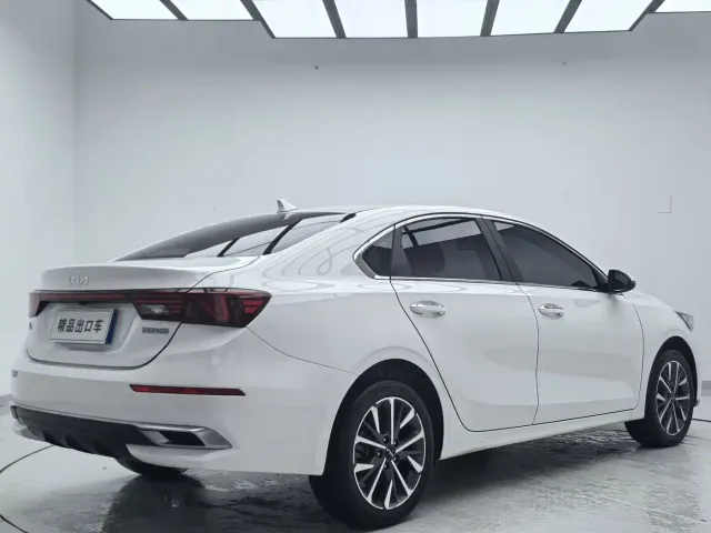 Kia K3 — Фото автомобиля 4