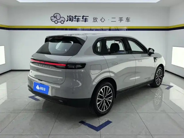 Leapmotor B10 — Фото автомобиля 3
