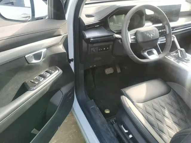 Wuling Asta — Фото автомобиля 15